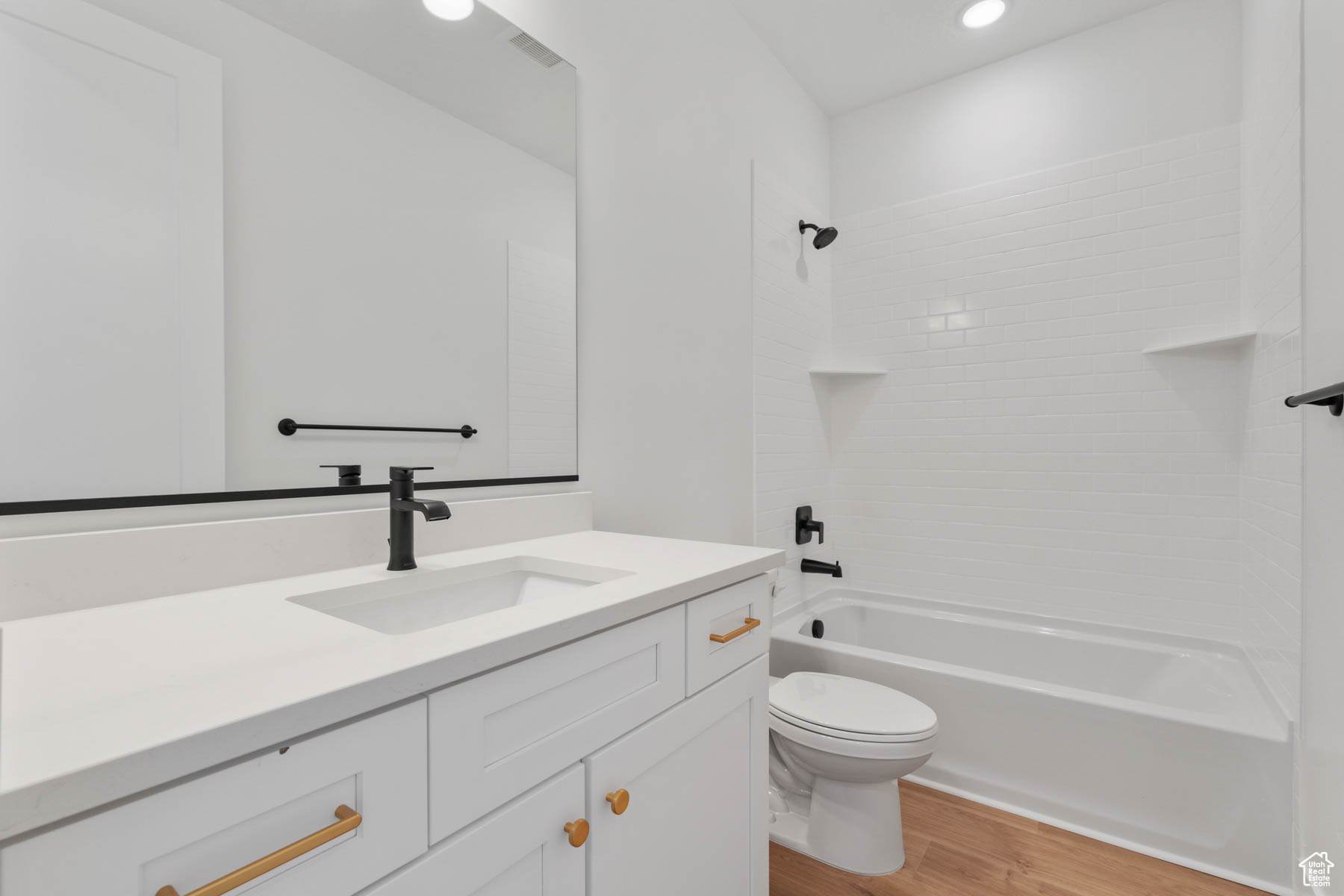 VISTAS AT SUMMIT RDG - Residential