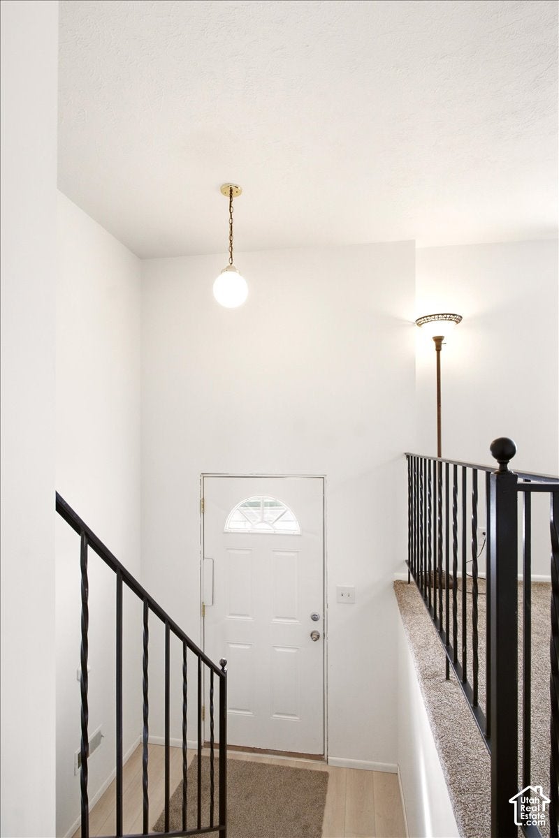 Photo of 5250 W BEGONIA CIR, West Jordan, UT 84081 (MLS # 2192237)