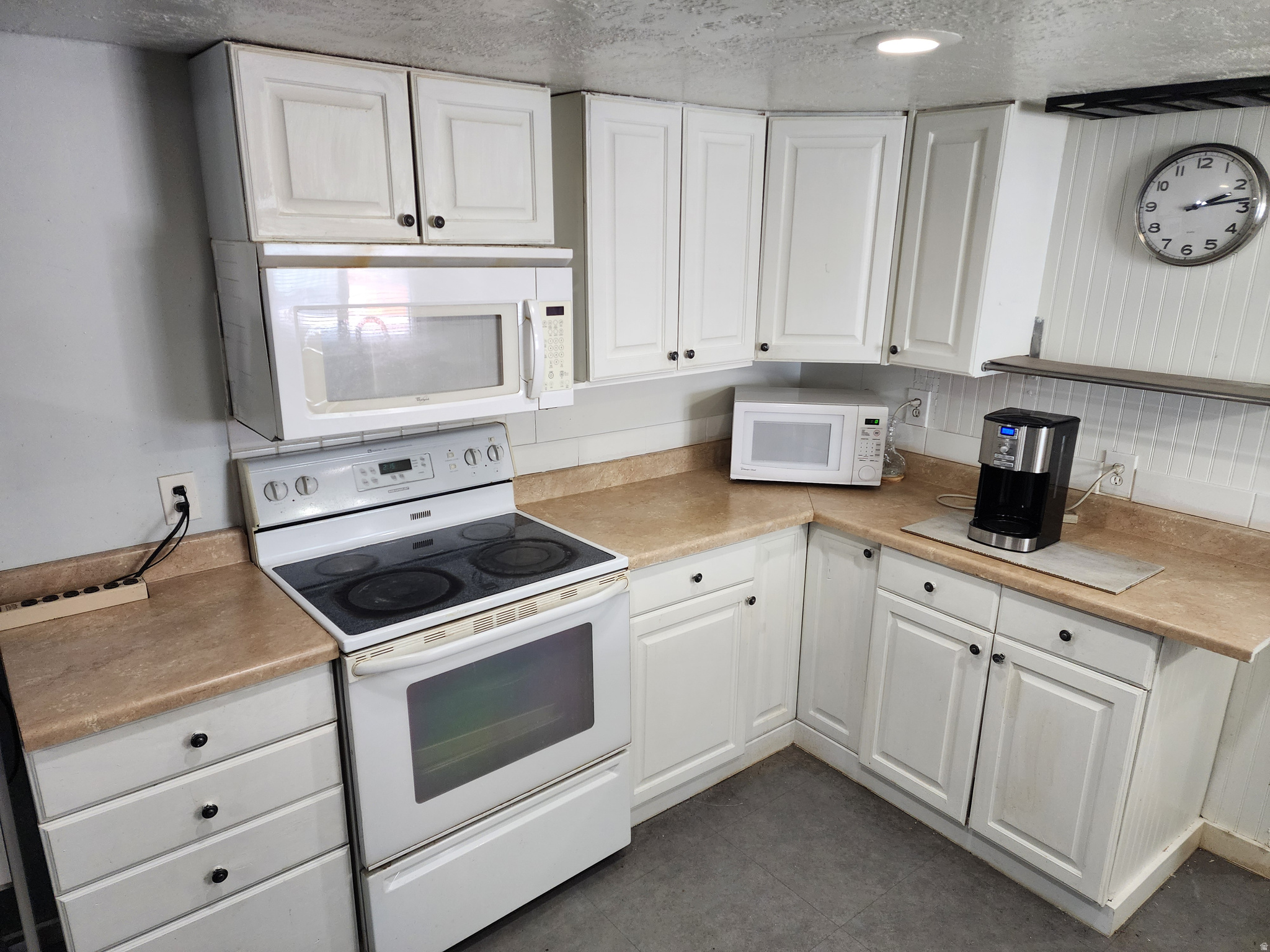 CRESCENTWOOD VILLAGE - Residential