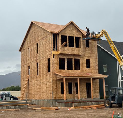 1211 N 1875 W 211 Layton UT 84041