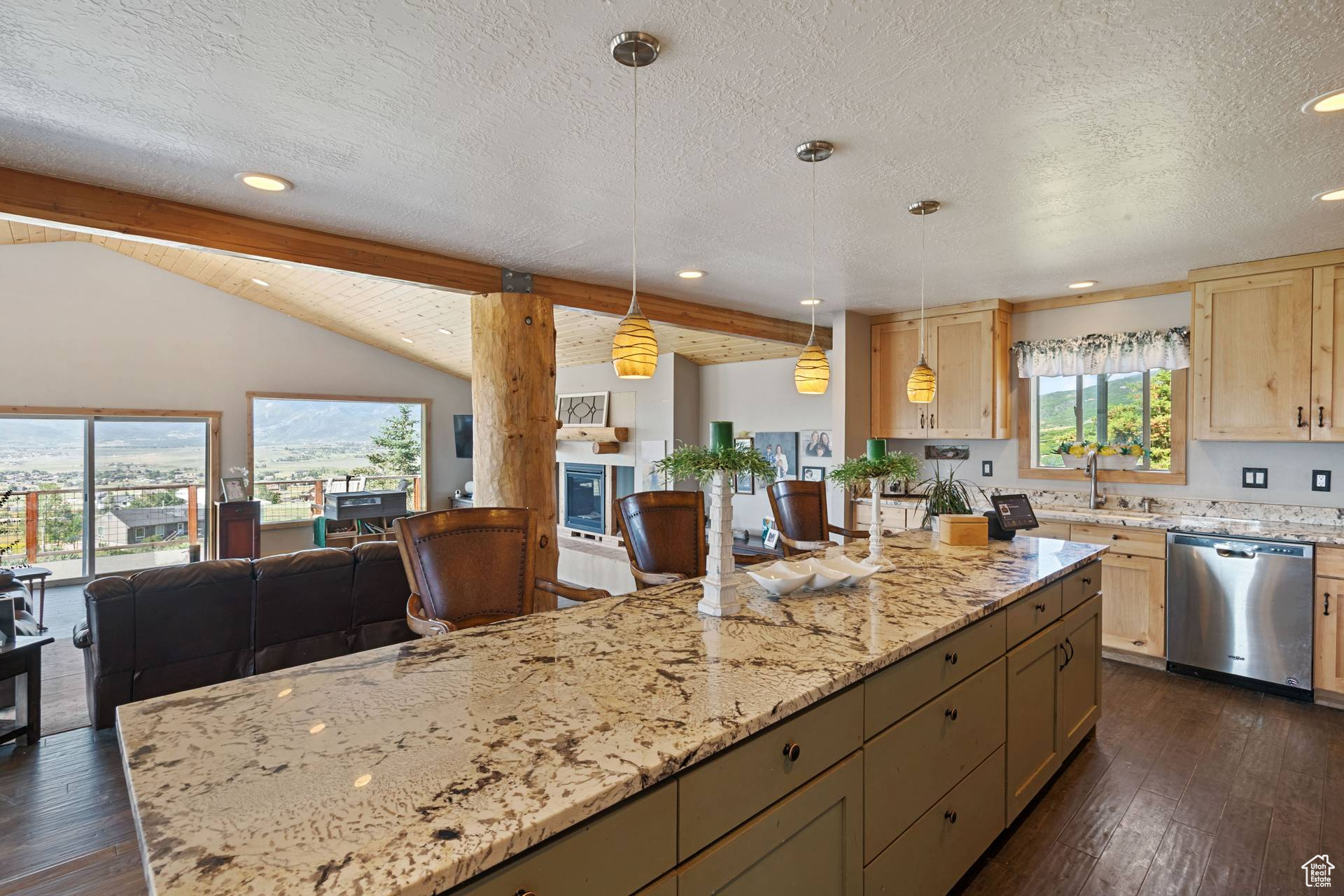 SILVER CREEK ESTATES - Residential