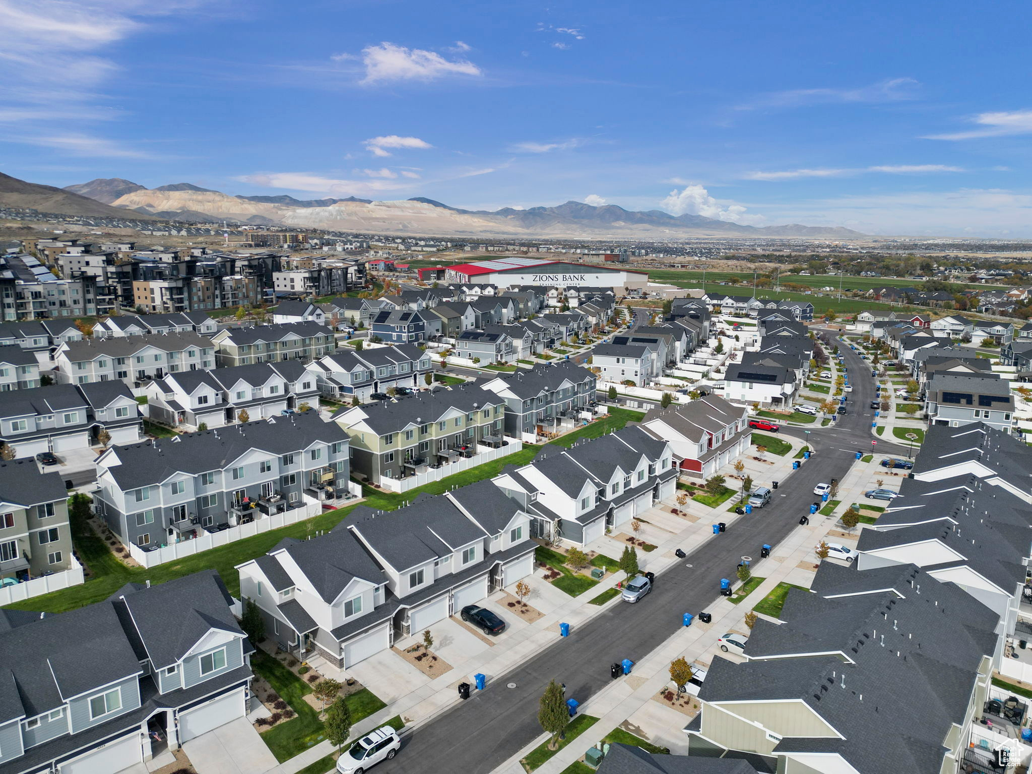 SOUTH HILLS POD 2 - Residential