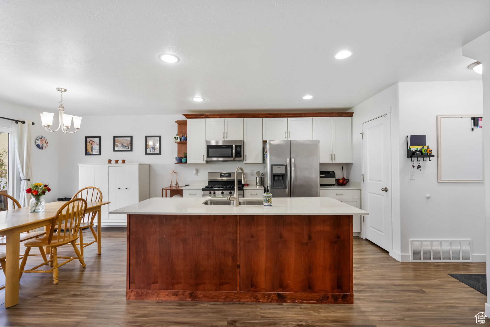 SOUTH HILLS POD 2 - Residential