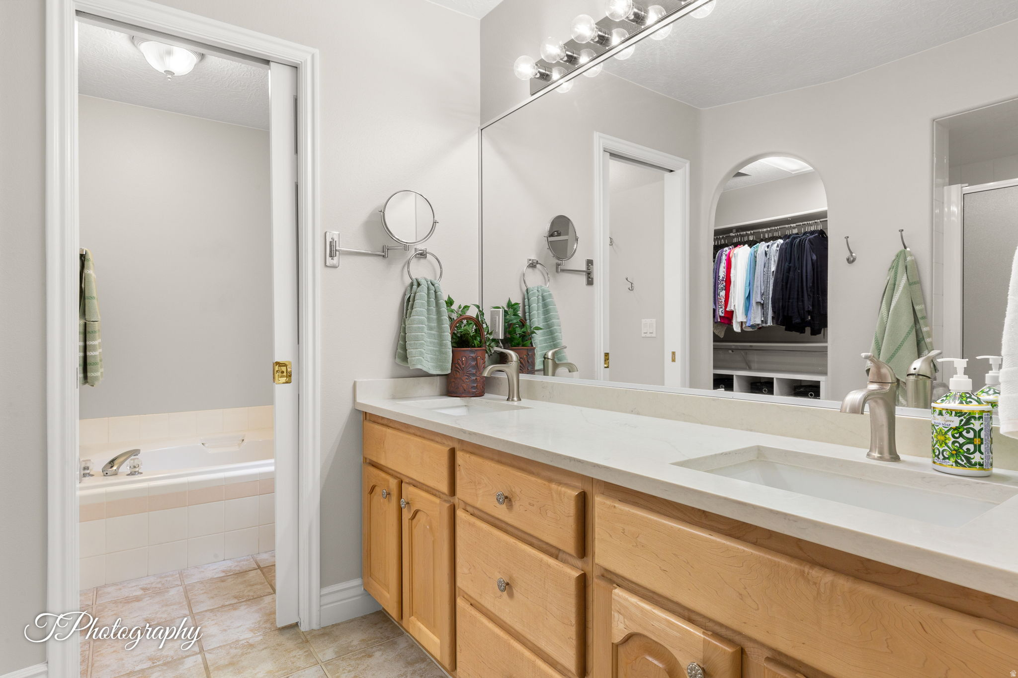 SILVERCREEK TH 1 AMD - Residential