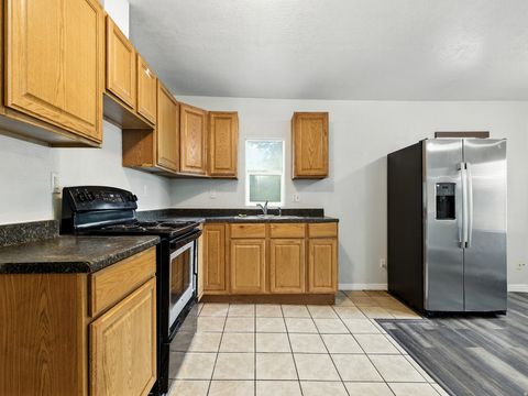 Tiny photo for 1424 JEFFERSON AVE, Ogden, UT 84404 (MLS # 2135350)