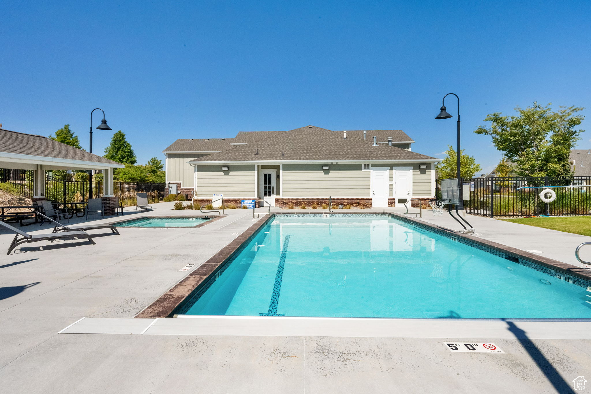 HARVEST VILLAS - Residential