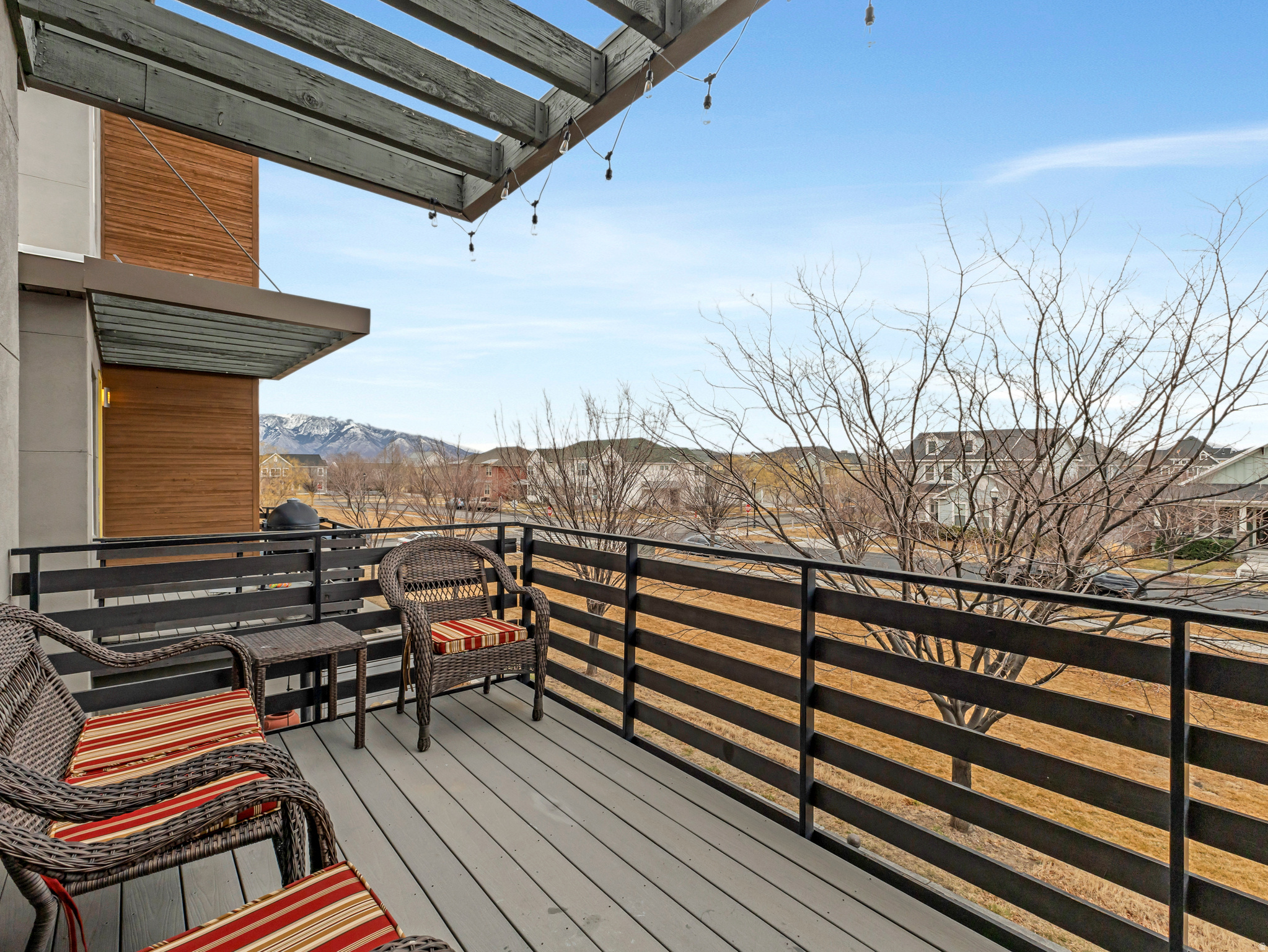 DAYBREAK - Residential