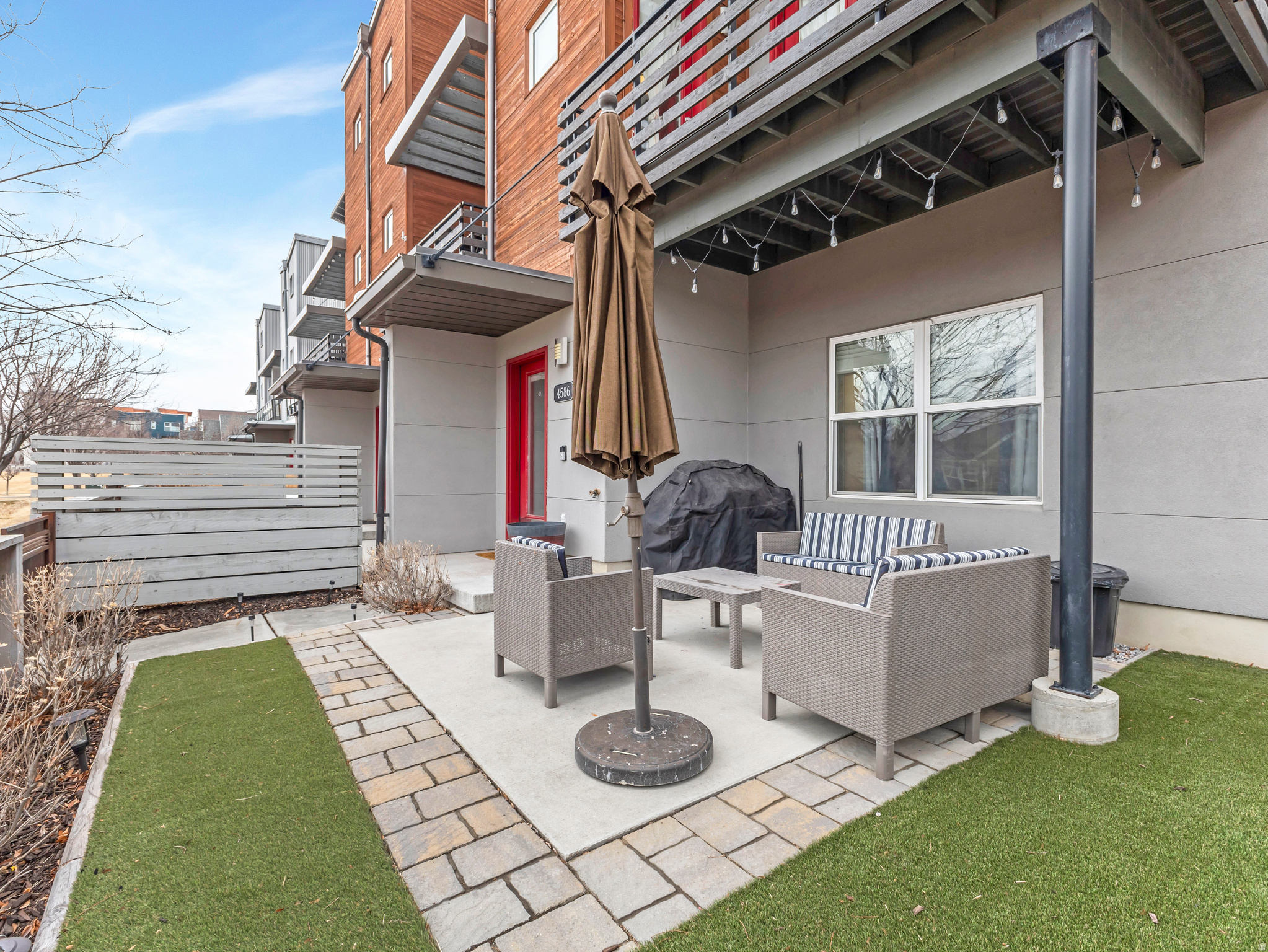 DAYBREAK - Residential