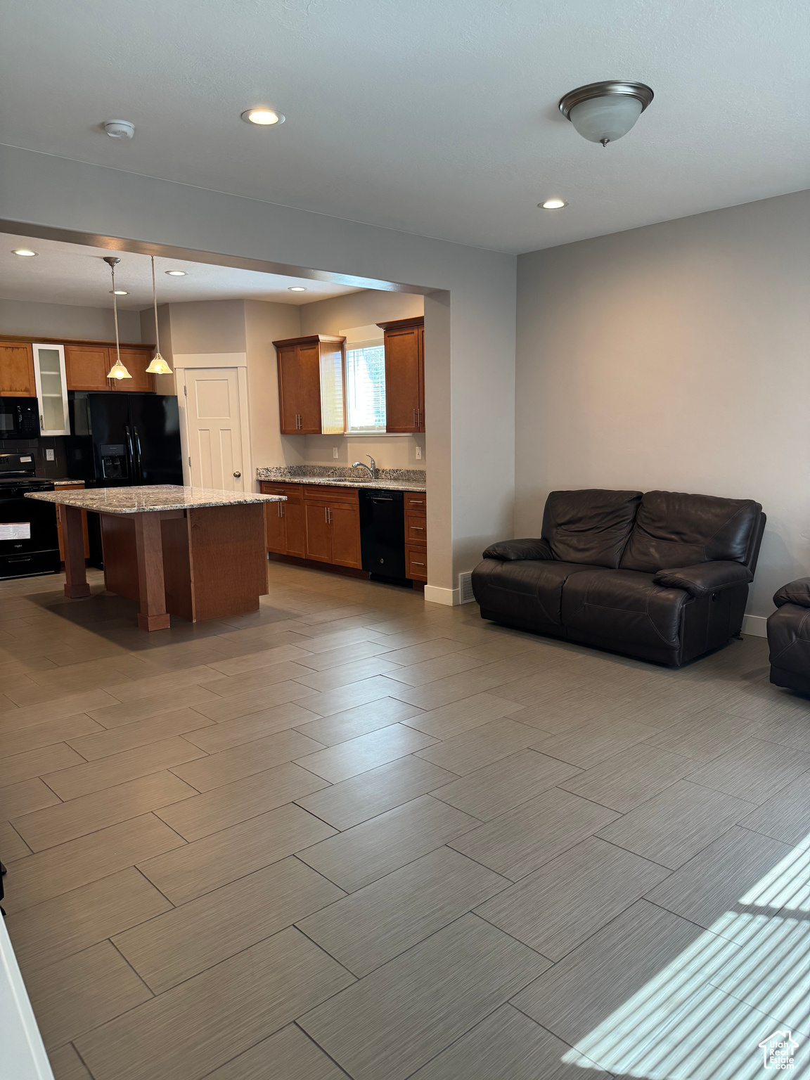 COVE AT NORTH LOGAN - Residential
