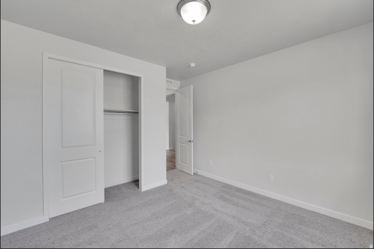 TAYLOR LANDING - Residential
