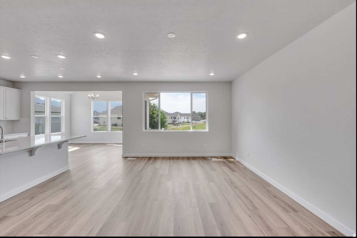 TAYLOR LANDING - Residential