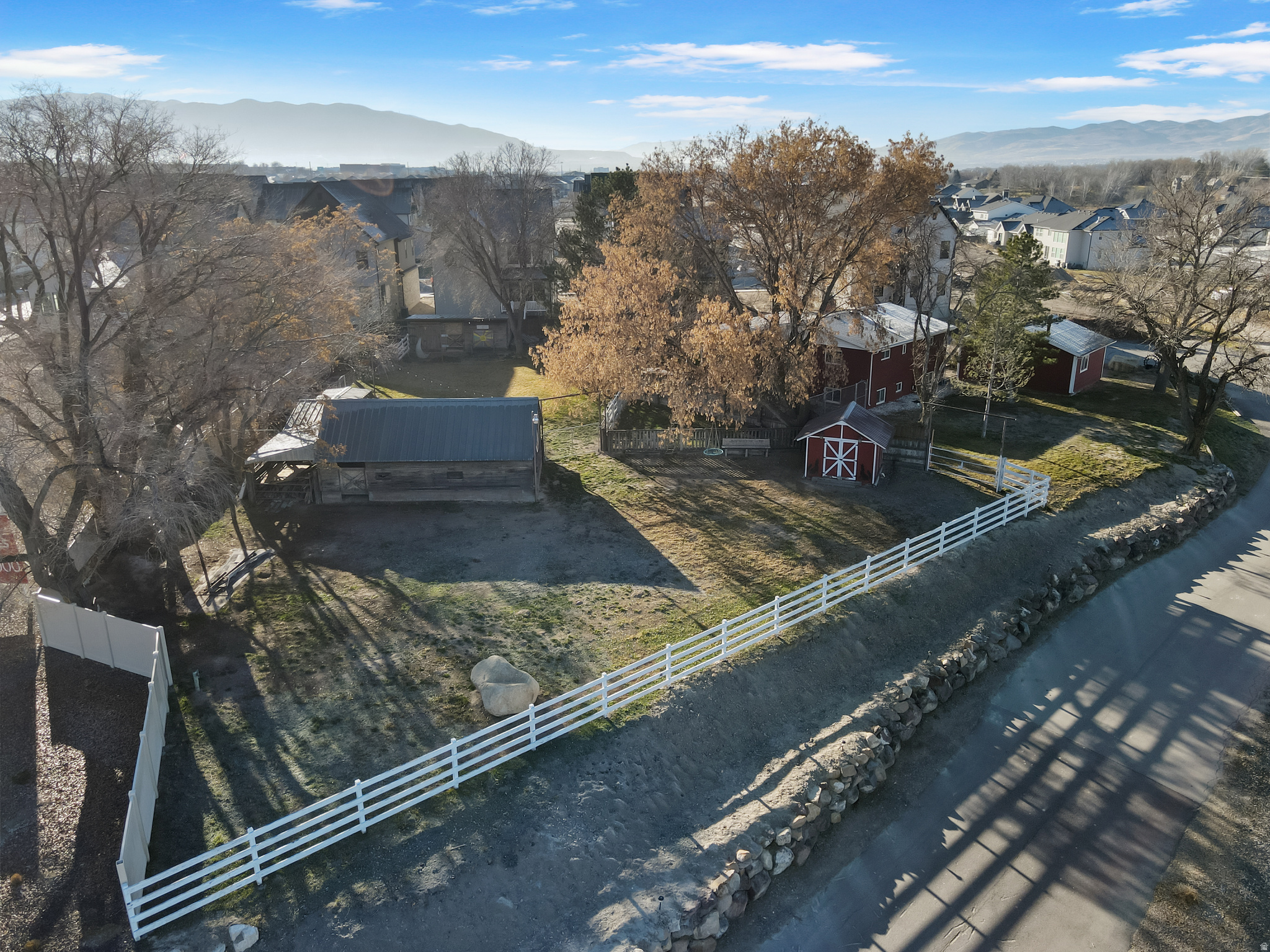 BIG WILLOW - Residential