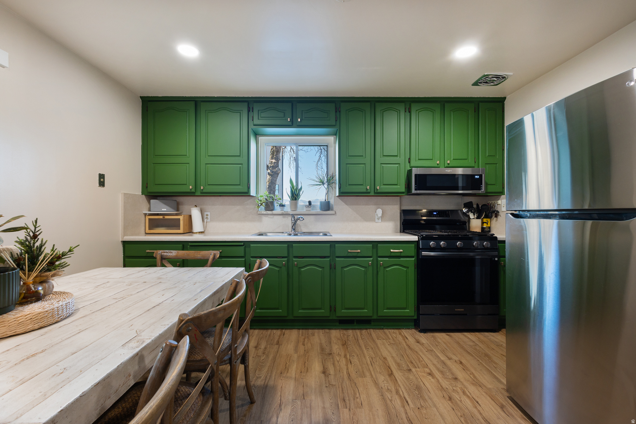 BIG WILLOW - Residential