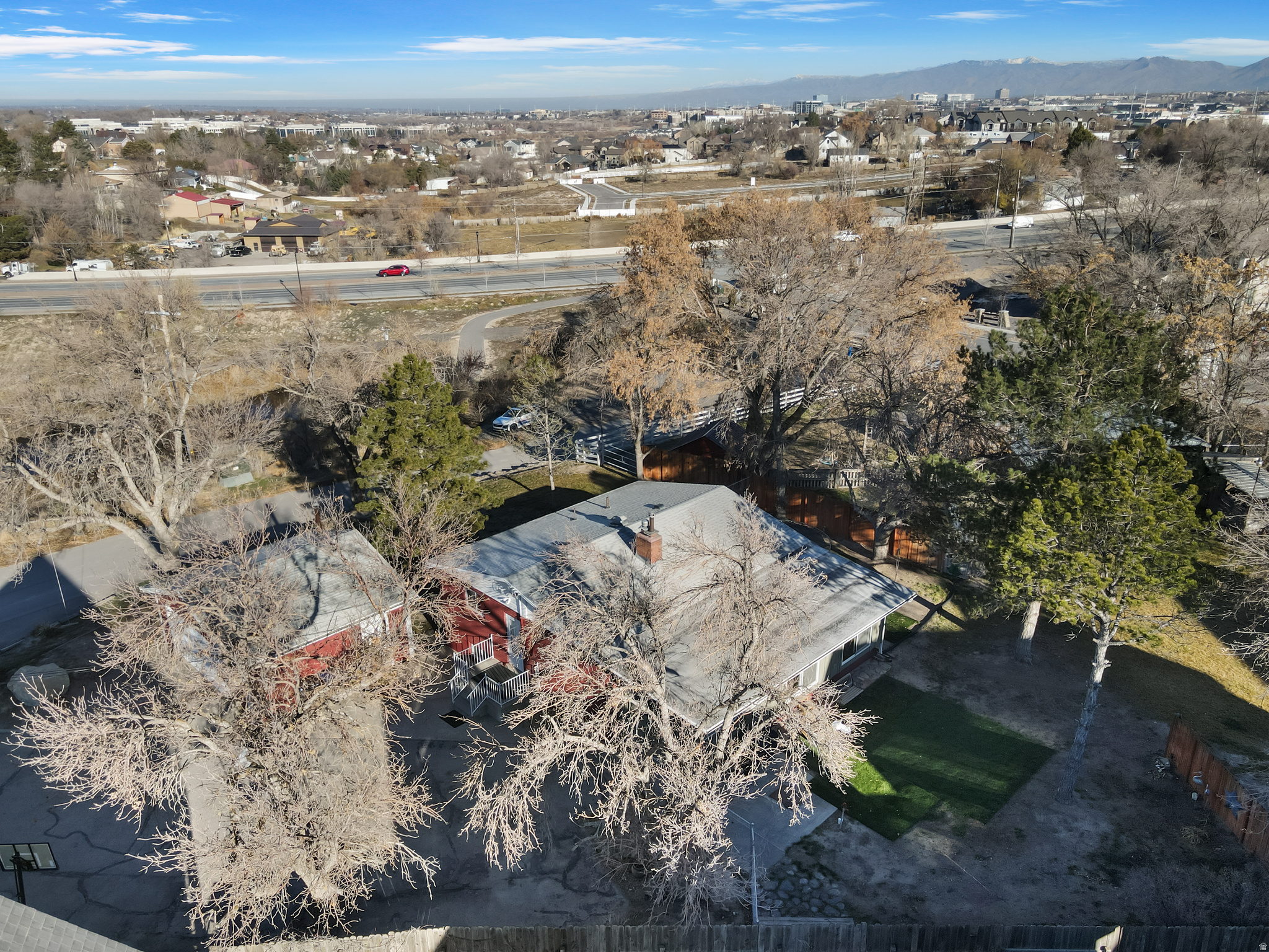 BIG WILLOW - Residential