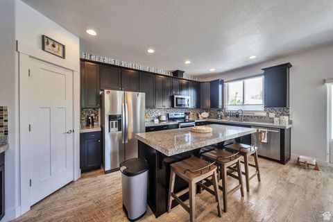 Tiny photo for 5608 S DUNETREE HILL LN, Holladay, UT 84121 (MLS # 2091111)