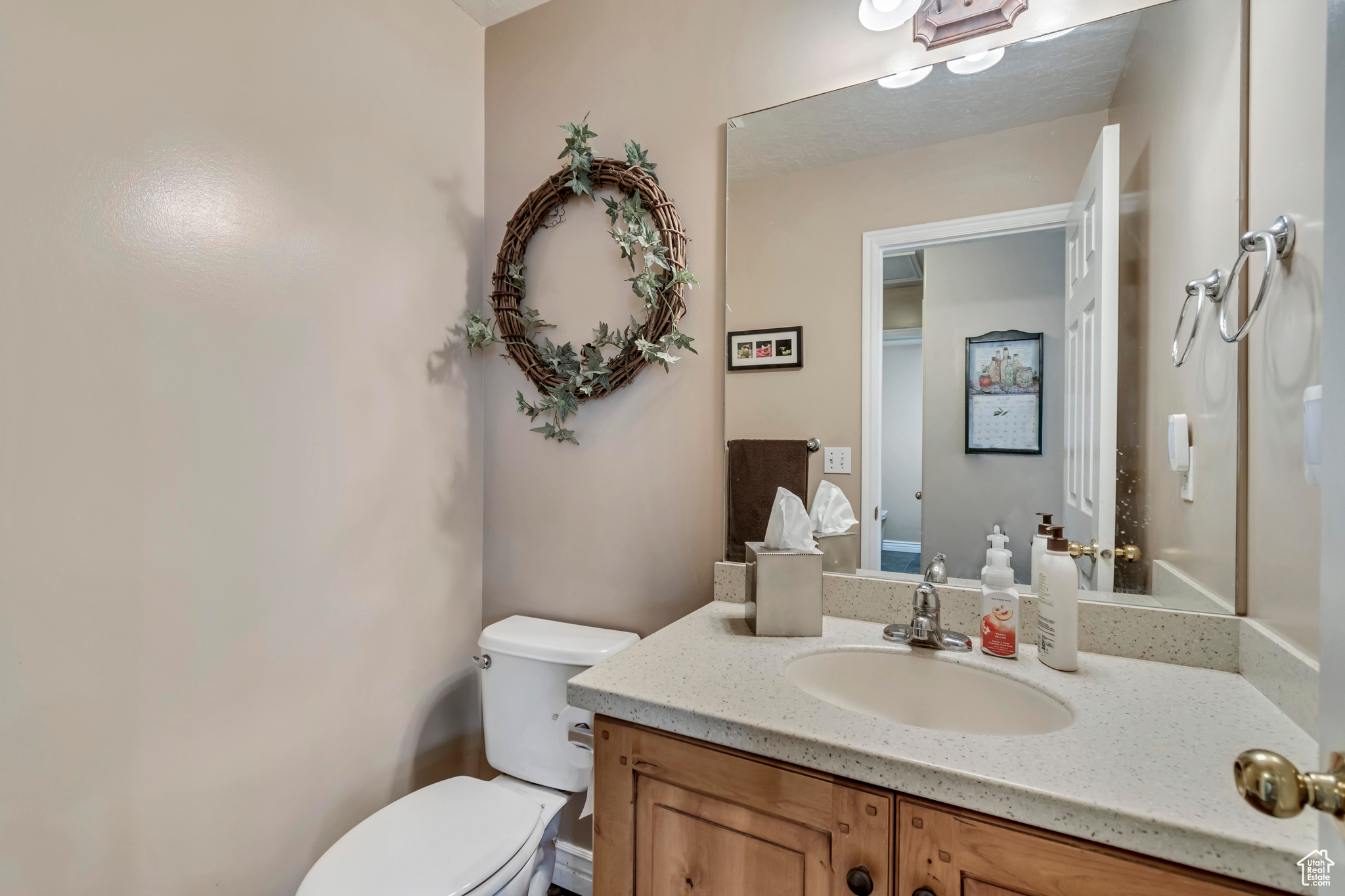 1407 W Autumn Oak Cir #17, West Jordan, Utah image 19