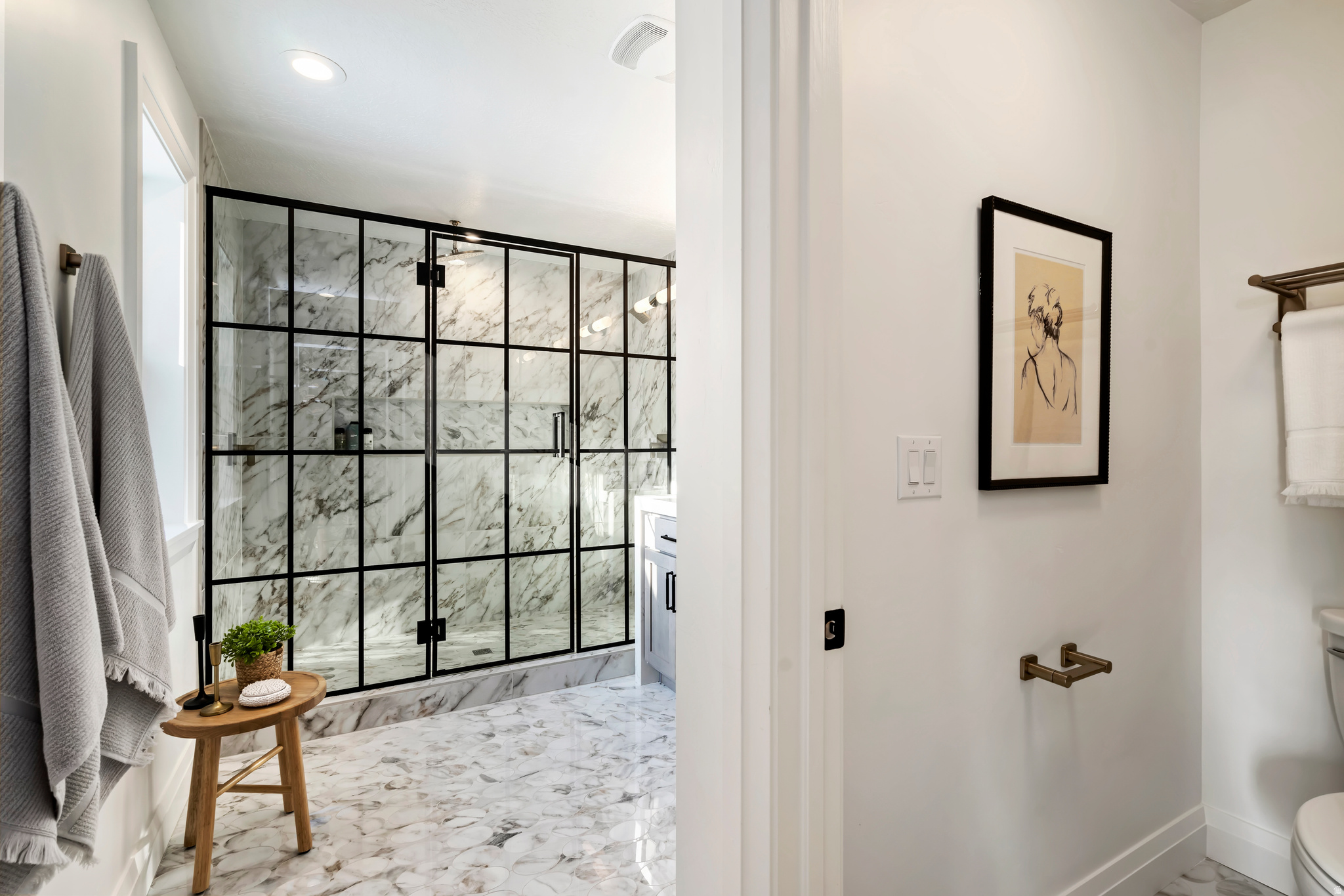 DAYBREAK - Residential