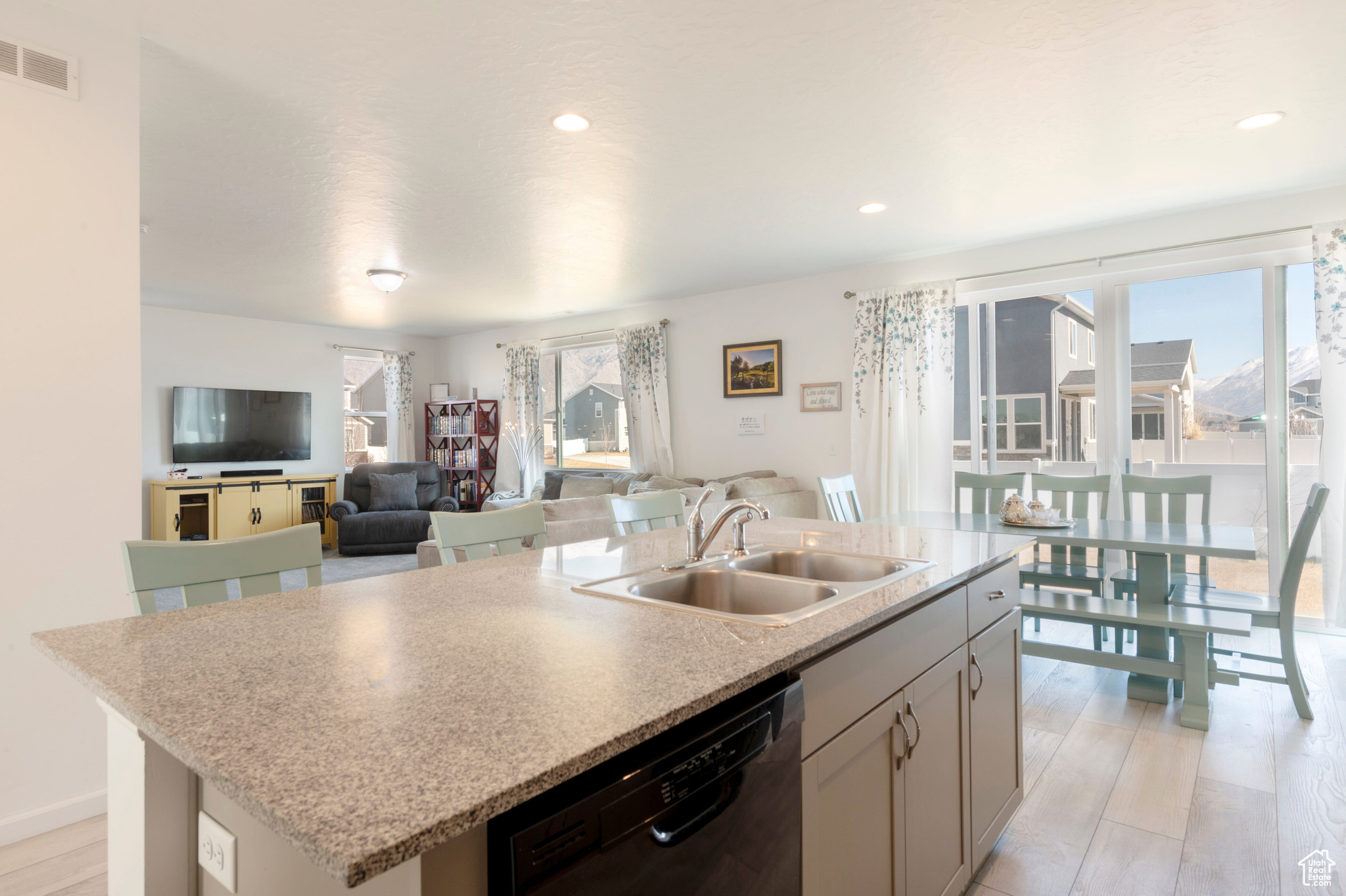 1071 S 750, Springville, Utah image 21