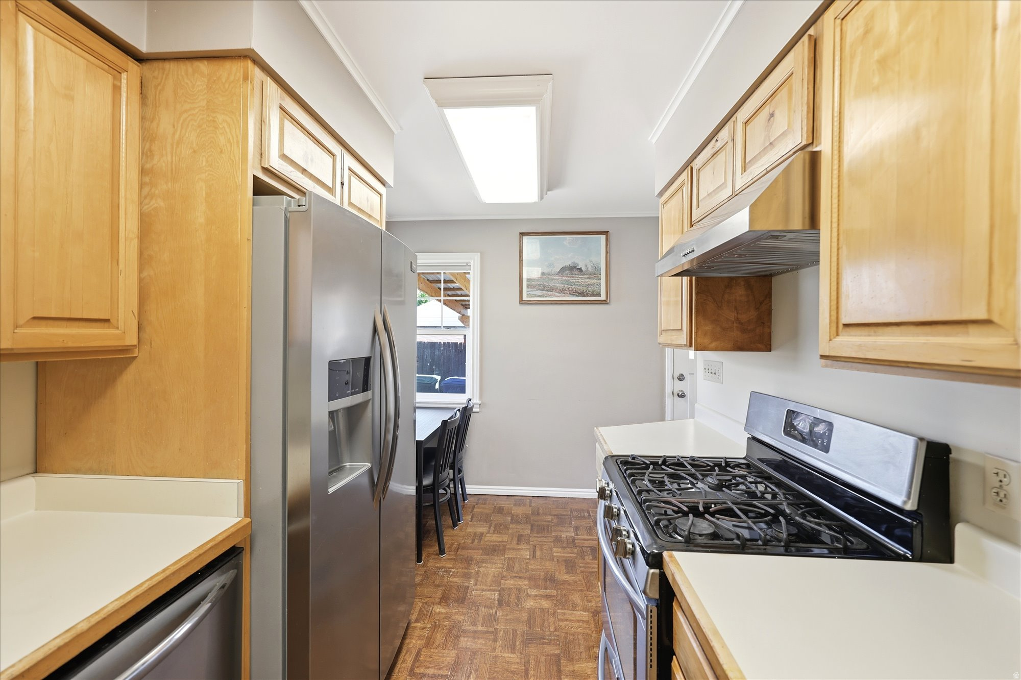 COUNTRY CLUB HTS - Residential