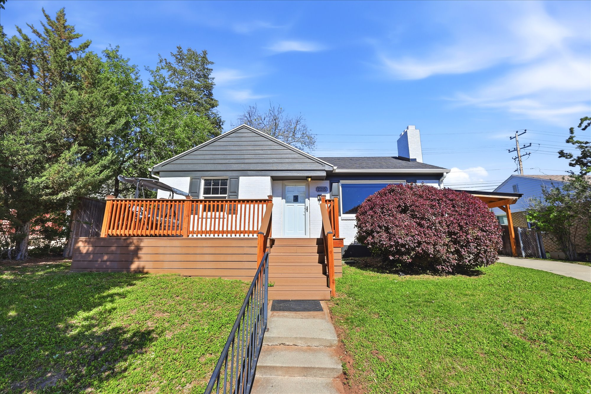 COUNTRY CLUB HTS - Residential