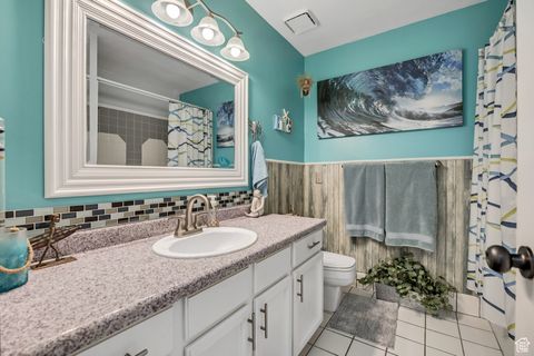 Tiny photo for 6910 S PROMENADE DR E, Cottonwood Heights, UT 84121 (MLS # 2112481)
