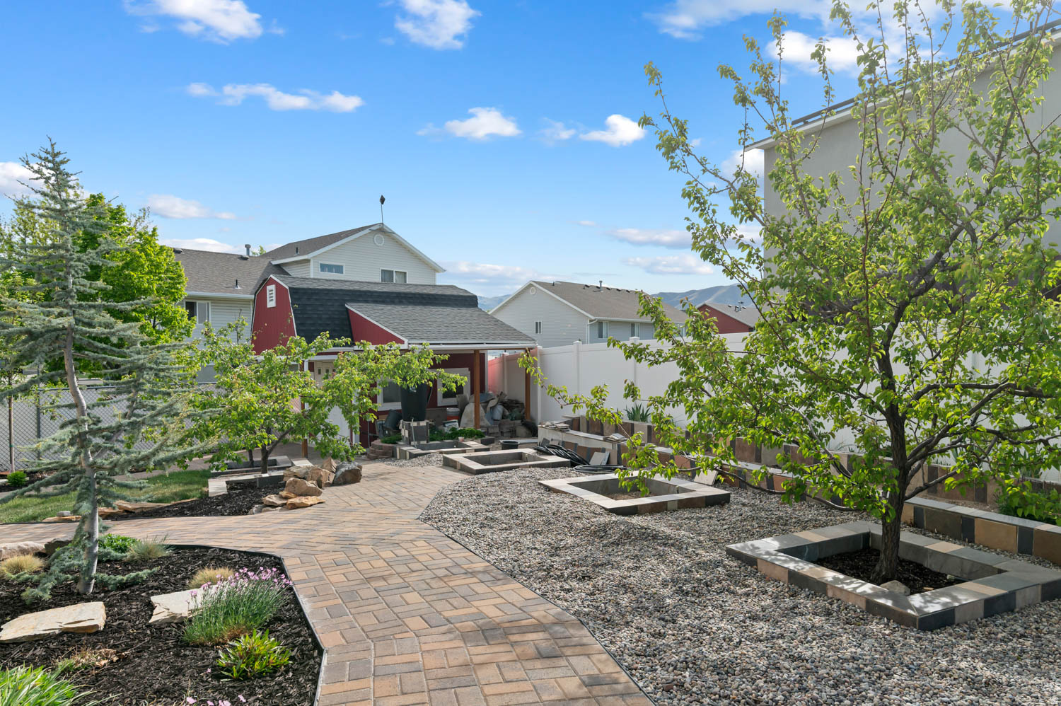 CORBYN ACRES - Residential