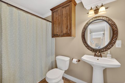 Tiny photo for 1264 BROOKE LN, Farmington, UT 84025 (MLS # 2149411)