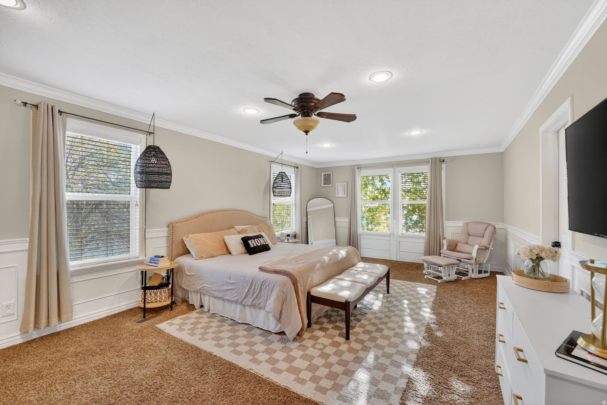 CAVE HOLLOW - Residential