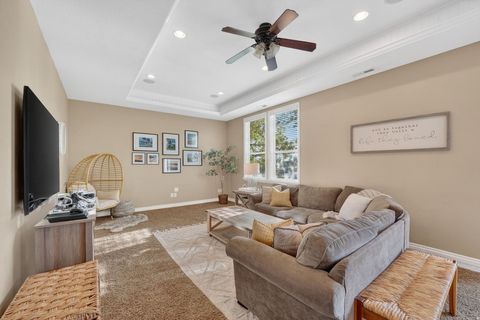 Tiny photo for 1264 BROOKE LN, Farmington, UT 84025 (MLS # 2149411)