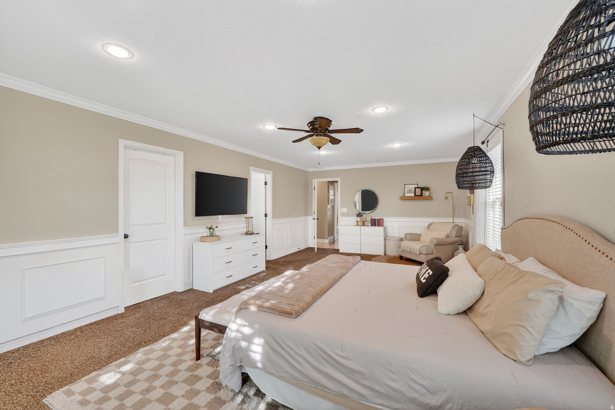 CAVE HOLLOW - Residential