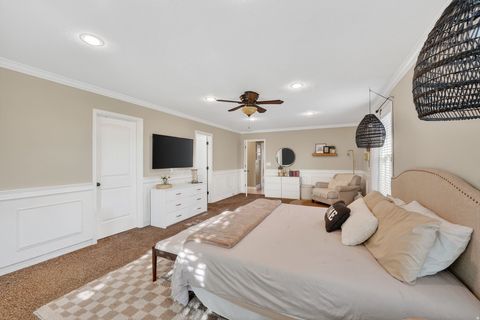 Tiny photo for 1264 BROOKE LN, Farmington, UT 84025 (MLS # 2149411)