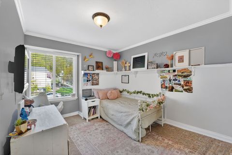 Tiny photo for 1264 BROOKE LN, Farmington, UT 84025 (MLS # 2149411)