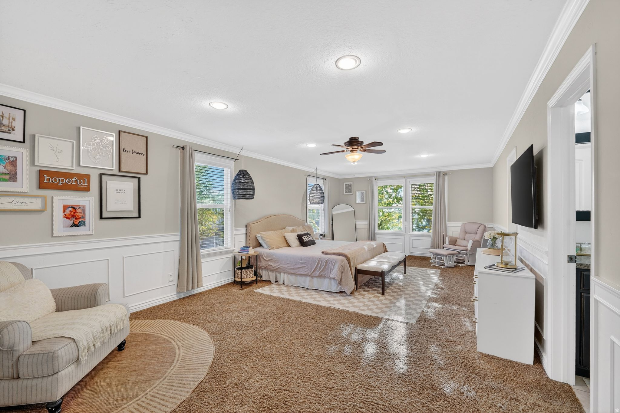 CAVE HOLLOW - Residential