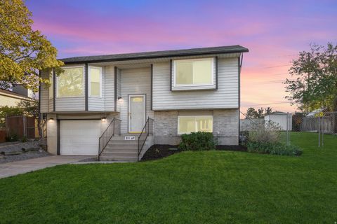 Photo of 6111 W POWDERWOOD DR S, West Valley City, UT 84128 (MLS # 2120137) Photo of 6111 W POWDERWOOD DR S, West Valley City, UT 84128 (MLS # 2120137)