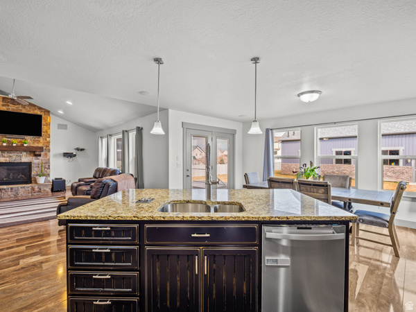 SNOWS SPRINGS - Residential