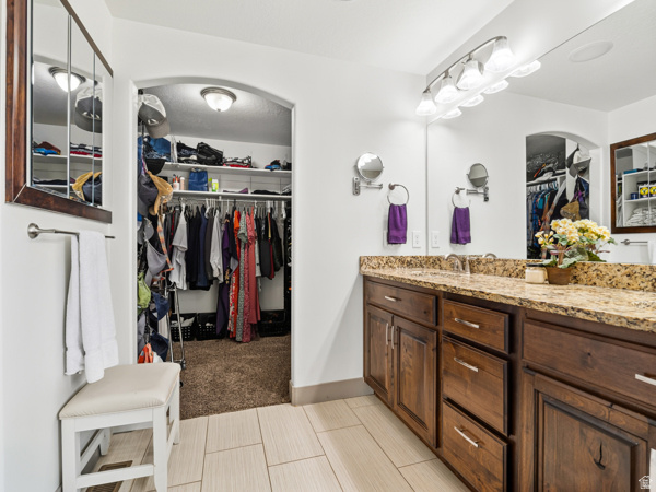 SNOWS SPRINGS - Residential