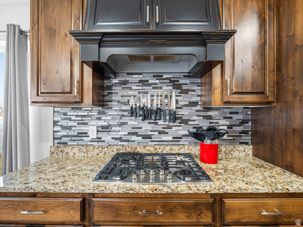 SNOWS SPRINGS - Residential