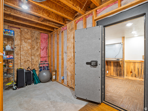 SNOWS SPRINGS - Residential