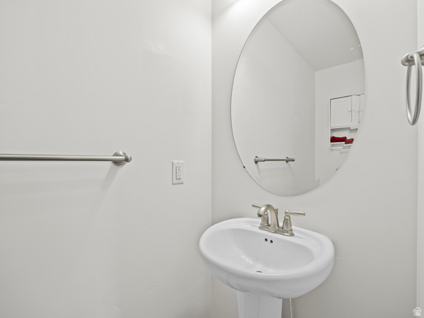 SNOWS SPRINGS - Residential