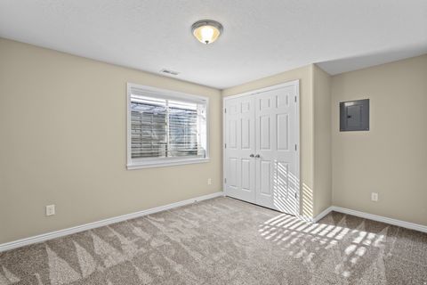 Tiny photo for 1563 OAKRIDGE PARK DR, Farmington, UT 84025 (MLS # 2120231)