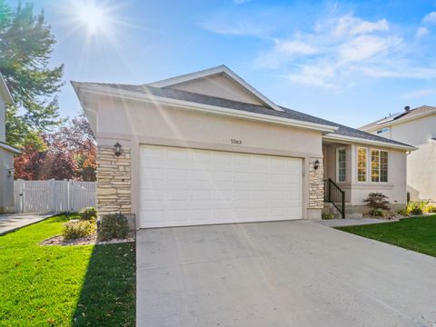 Tiny photo for 1563 OAKRIDGE PARK DR, Farmington, UT 84025 (MLS # 2120231)