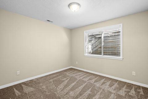Tiny photo for 1563 OAKRIDGE PARK DR, Farmington, UT 84025 (MLS # 2120231)