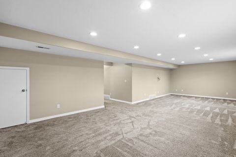 Tiny photo for 1563 OAKRIDGE PARK DR, Farmington, UT 84025 (MLS # 2120231)