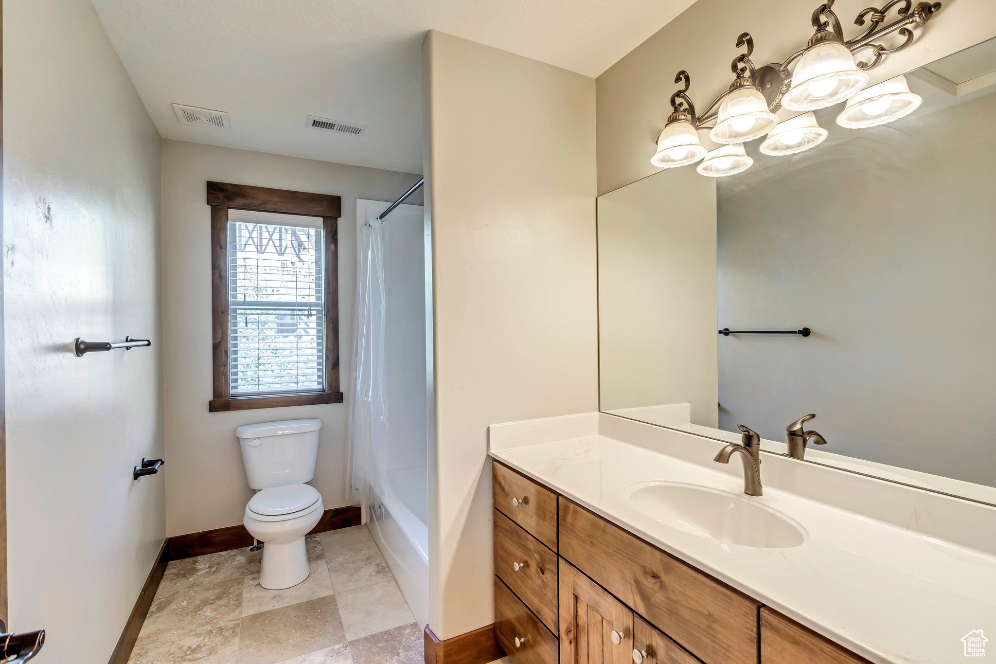 COTTAGES ON THE GREEN - Residential Lease