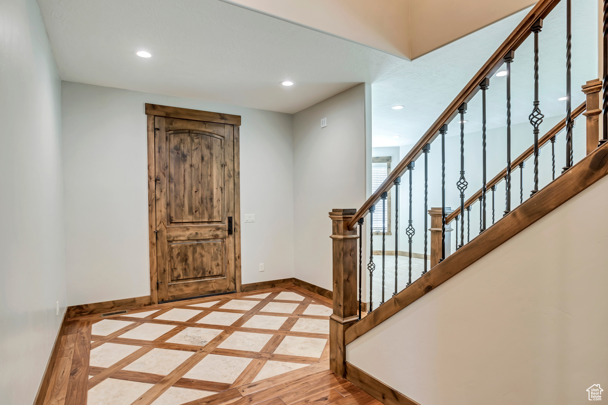 COTTAGES ON THE GREEN - Residential Lease