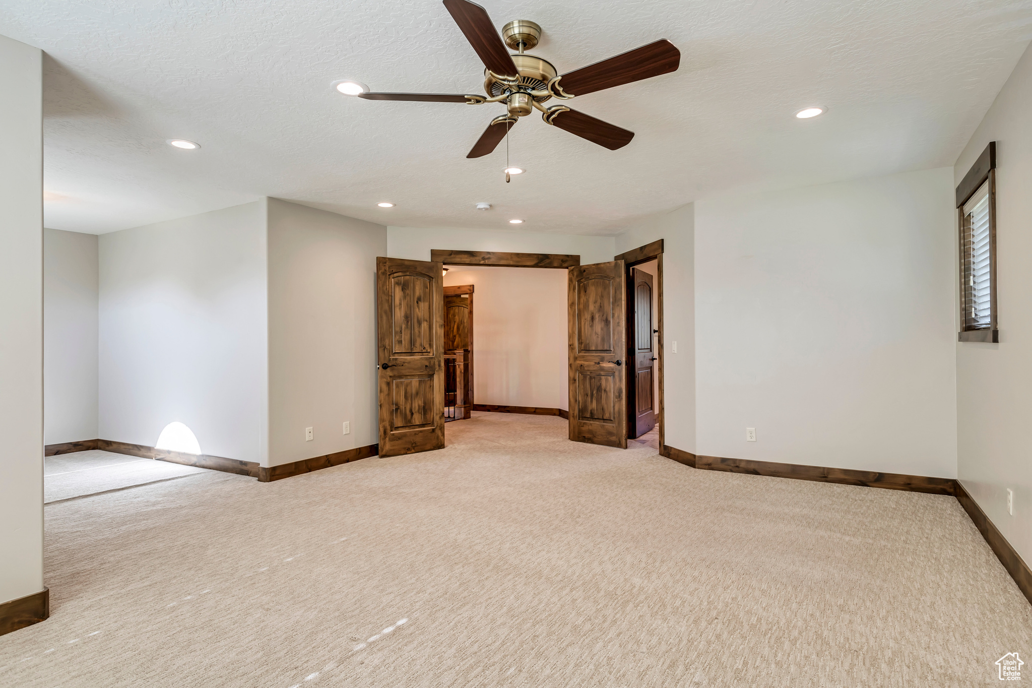 COTTAGES ON THE GREEN - Residential Lease