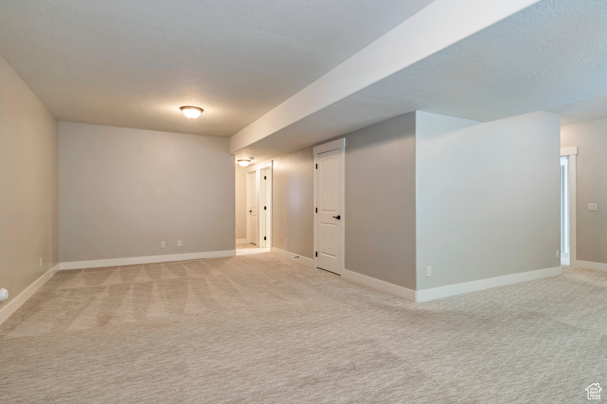 COTTAGES ON THE GREEN - Residential Lease