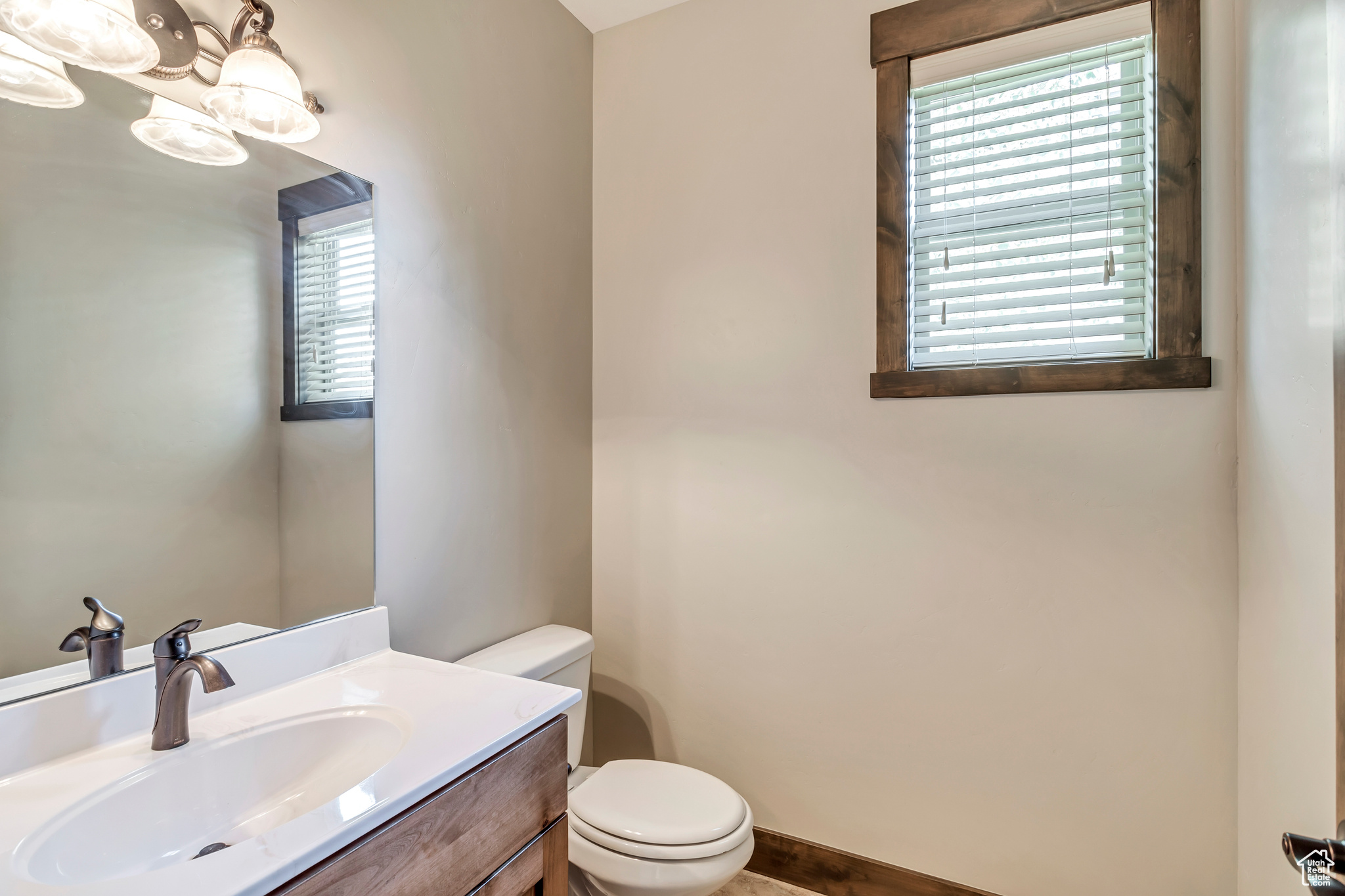 COTTAGES ON THE GREEN - Residential Lease