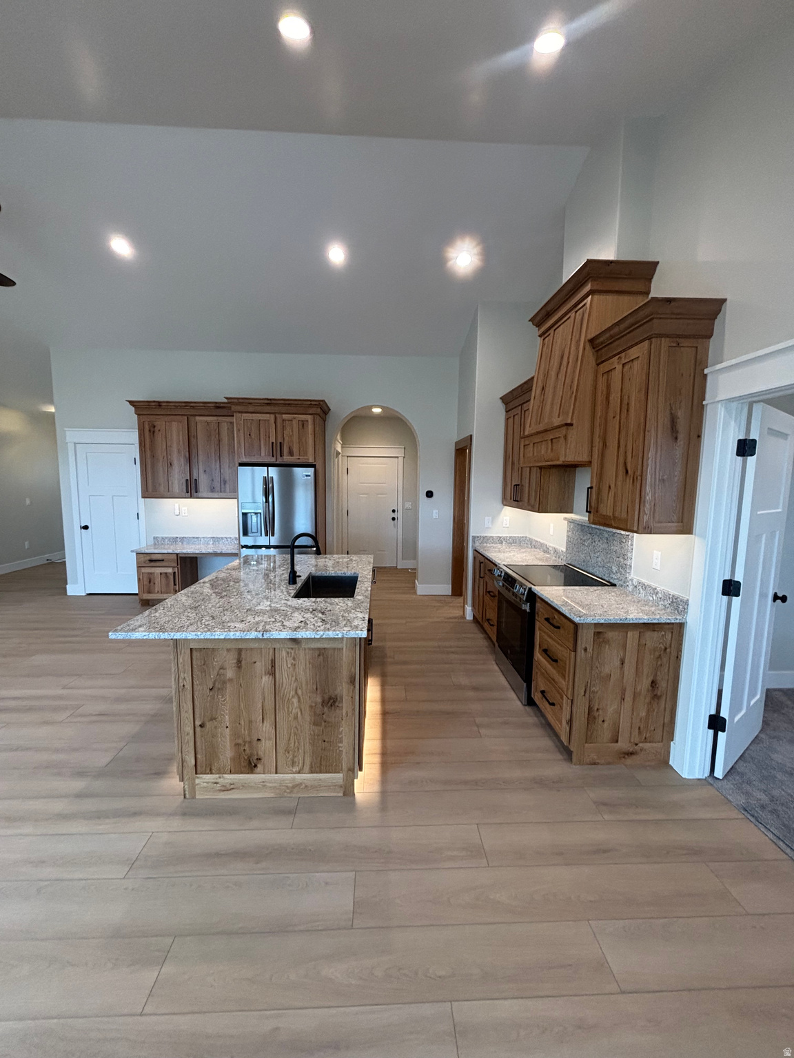 SADDLE CROSSING - Residential