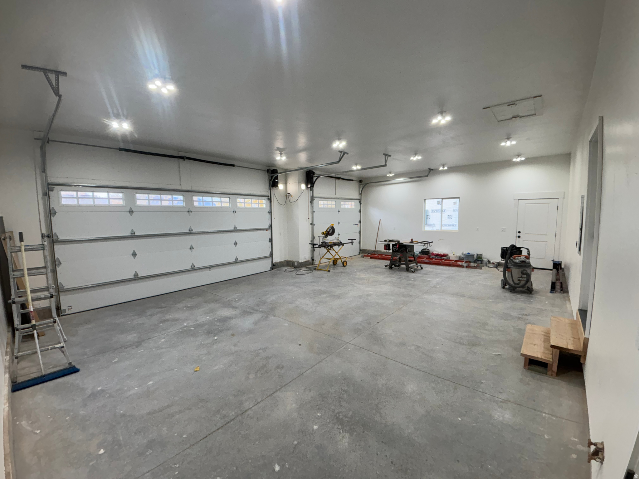 SADDLE CROSSING - Residential